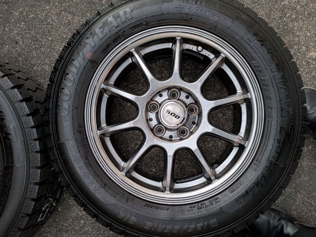 プリウス30 スタッドレス　アルミ 195 65 15 バリ山