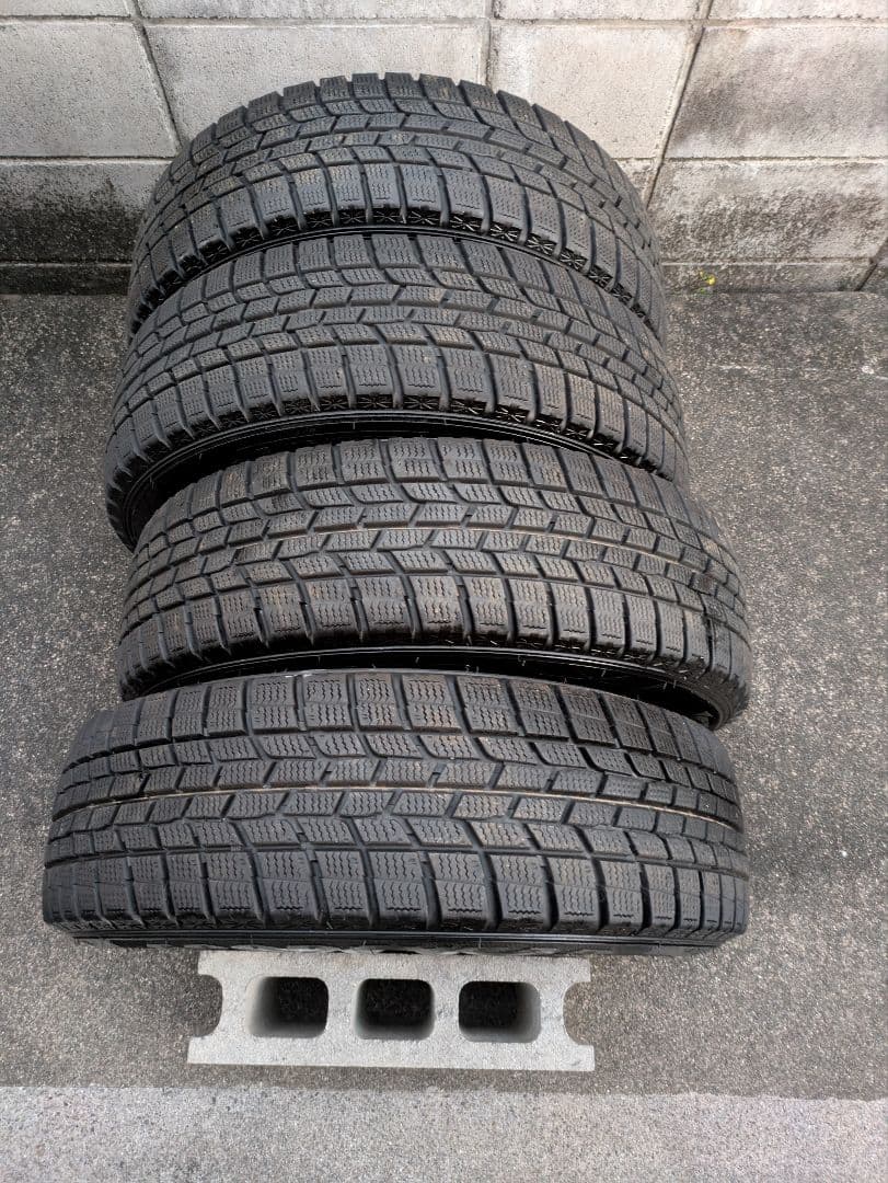 プリウス30 スタッドレス　アルミ 195 65 15 バリ山
