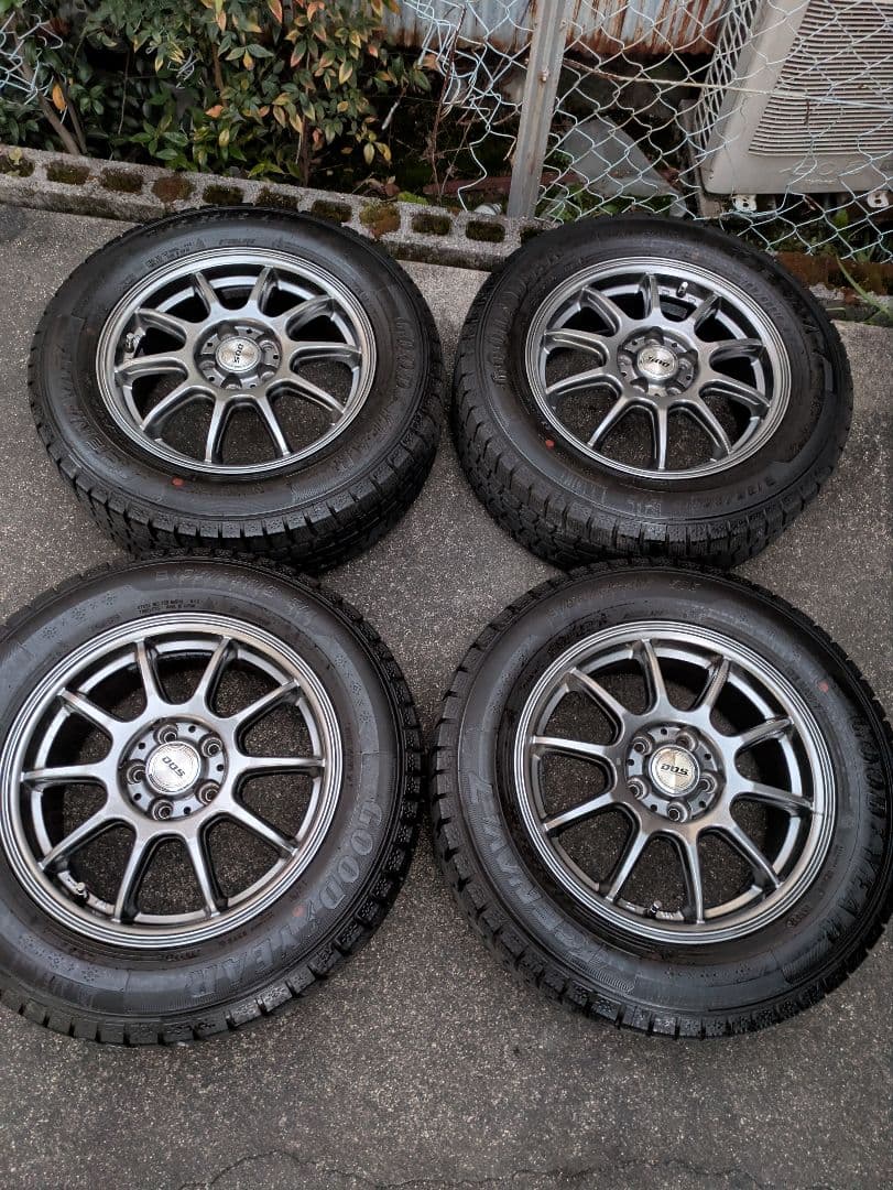 プリウス30 スタッドレス　アルミ 195 65 15 バリ山