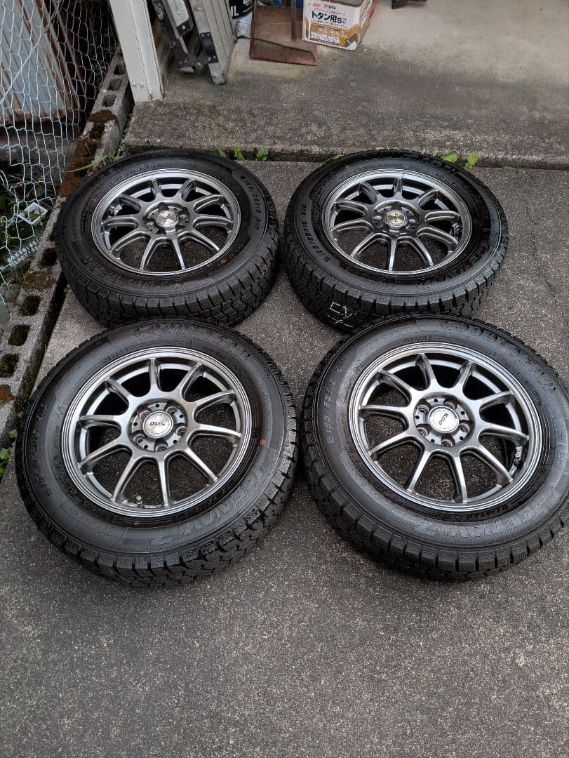 プリウス30 スタッドレス　アルミ 195 65 15 バリ山