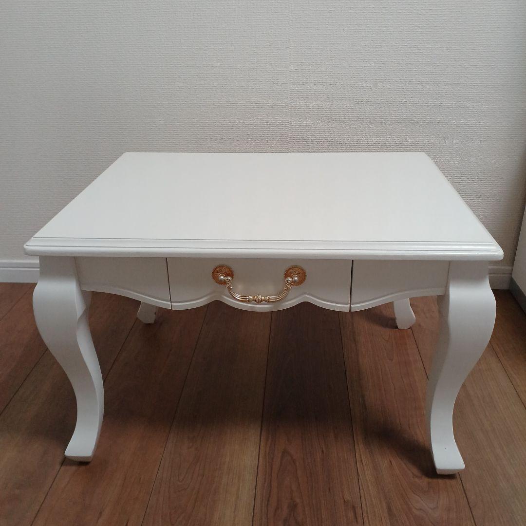 猫足テーブル　ホワイト