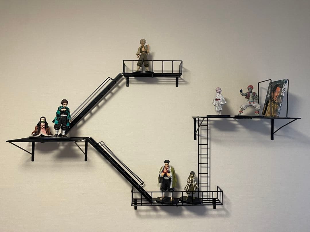 壁面収納　飾り棚　WEST VILLAGE TOKYO FIRE ESCAPE