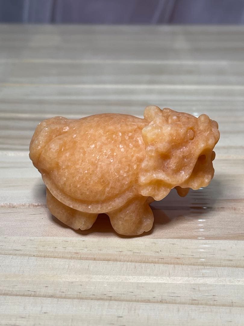 天然石サンストーン　龍亀　と　呑金獣　お金食い子　2点セット