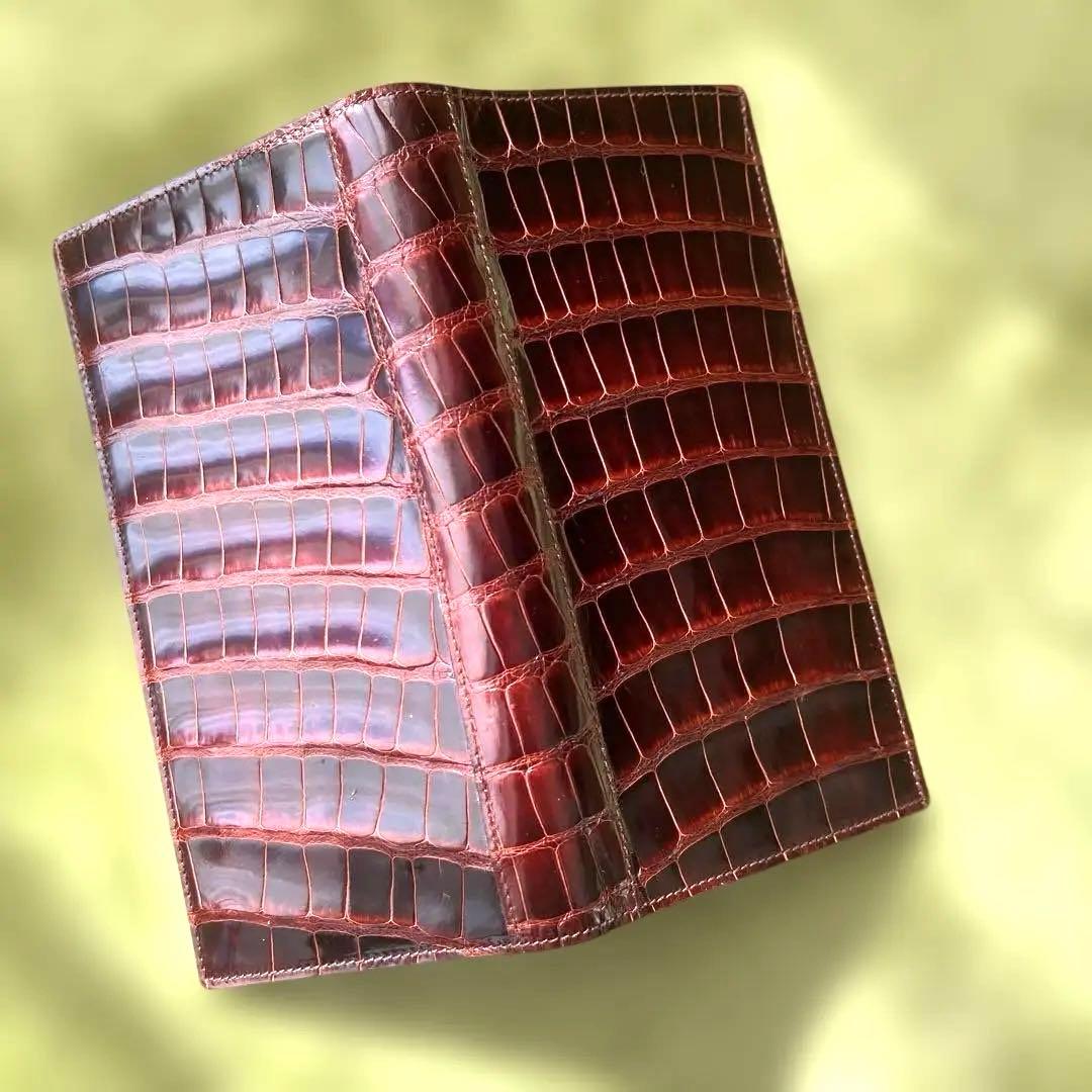 フェラガモ　Salvatore Ferragamo クロコダイルレザー 長財布