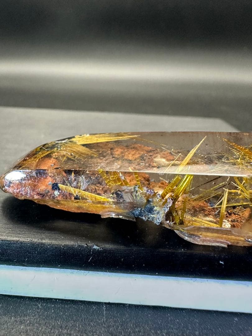 ゴールドルチルクォーツ