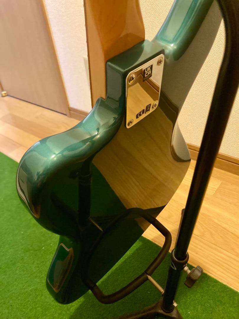 ギター Fender Vintera60s Jaguar Ocean Turquoise