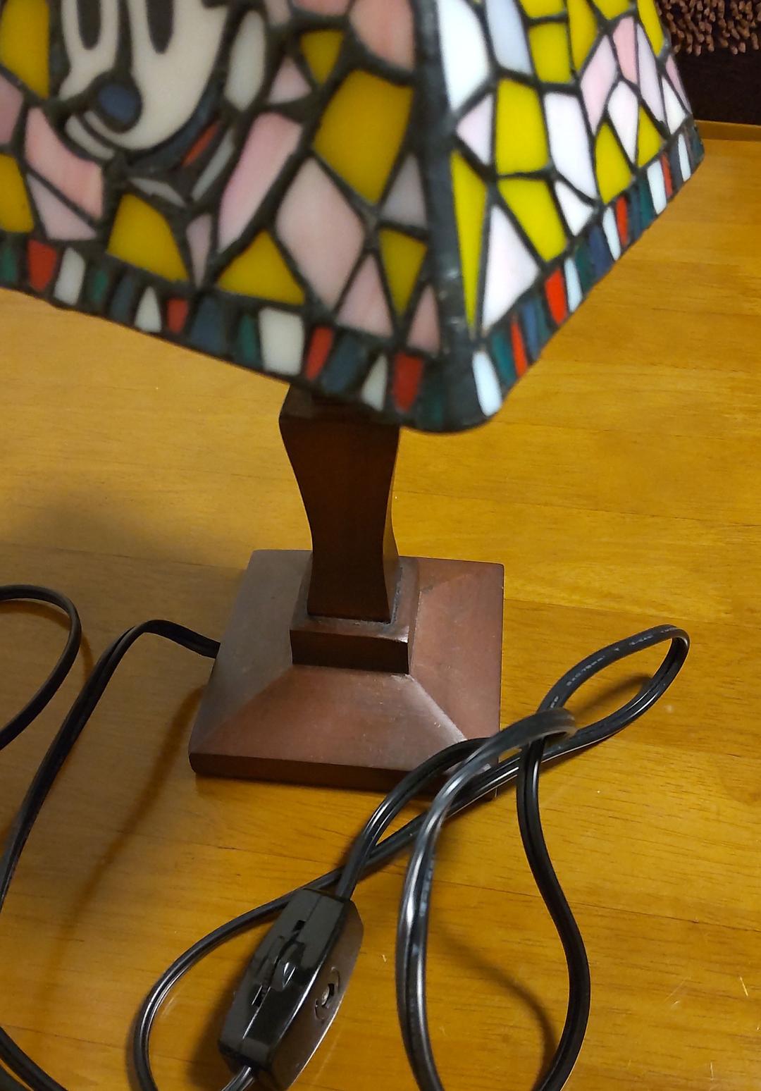 ディズニー ステンドグラスランプ