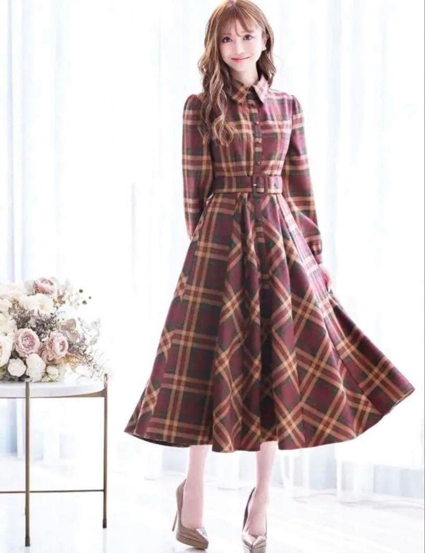 【未使用】エミリアウィズ ベルト付きチェックフレアワンピース　Sサイズ