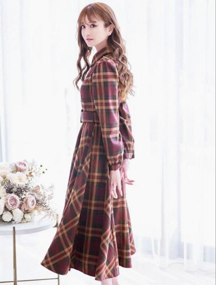 【未使用】エミリアウィズ ベルト付きチェックフレアワンピース　Sサイズ