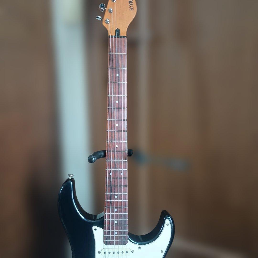 し*う様 YAMAHA EG112