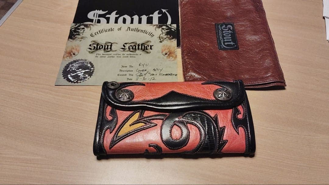 美品　スタウトレザー　長財布　（検ビルウォールレザー