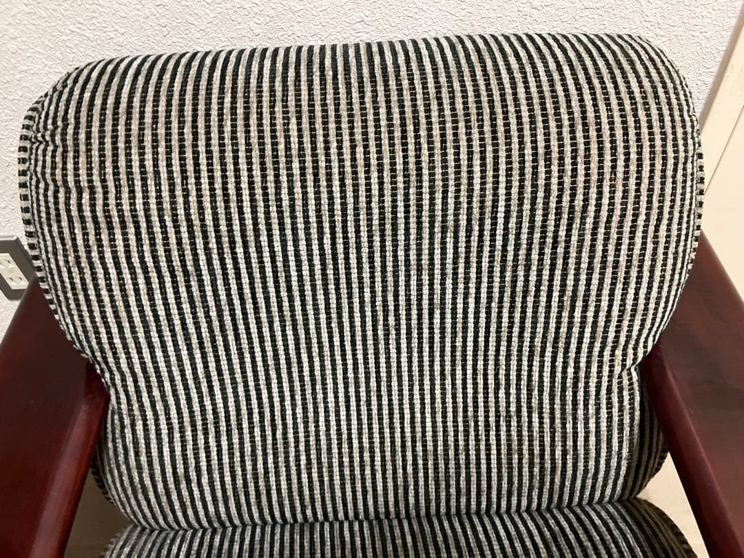 karimokuオールド カリモクファニチャー ストライプウッドアームシングル