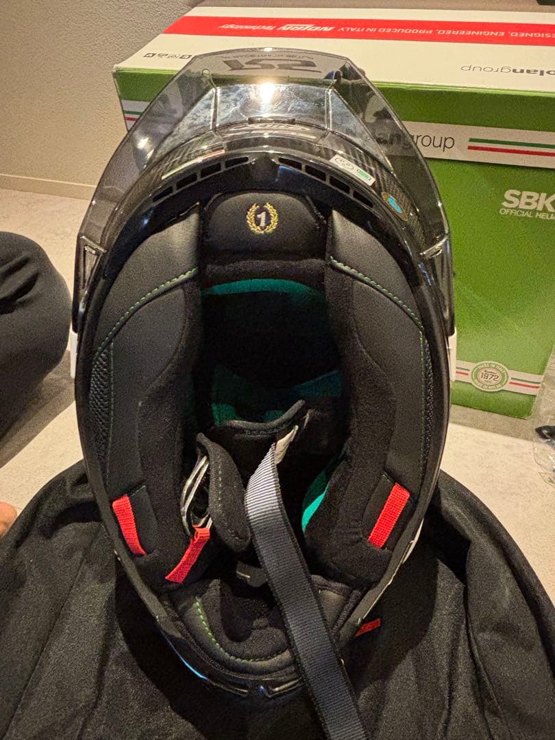 x-lite x-803 RS ULTRA CARBON NOLANヘルメットS