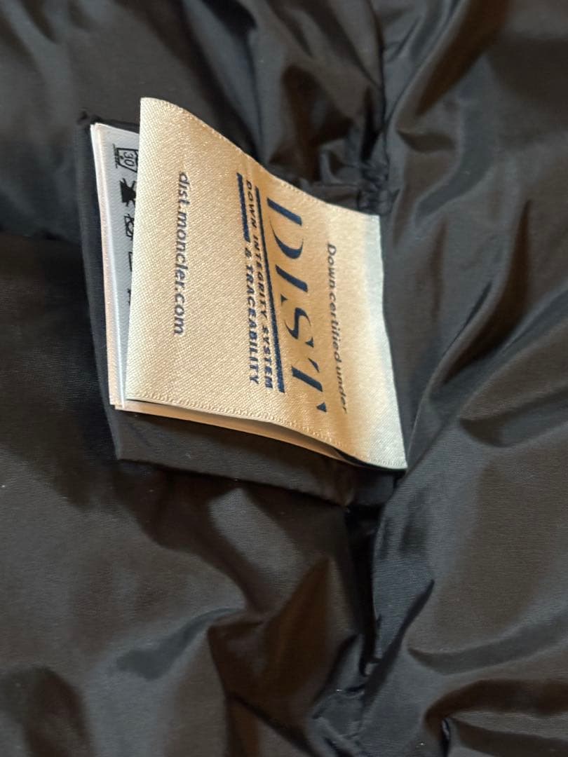 MONCLER NEW BYRONダウンジャケット 14A 黒