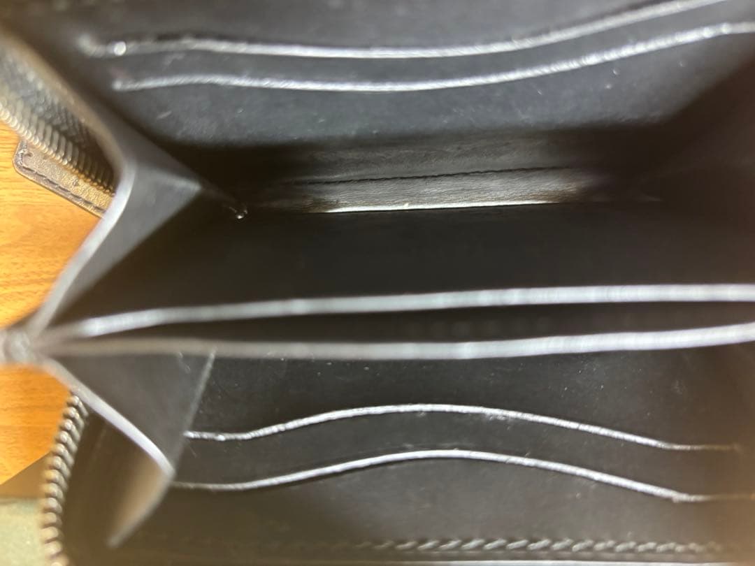 ベルルッティ ワパ カリグラフィ ゴールデンパティーヌ ケース