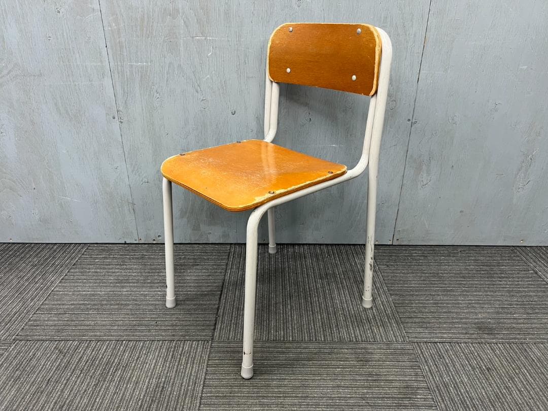 511◆格安配送地域あり◆ホウトク製◆学童机・椅子4組(旧JIS2号)学校学習塾