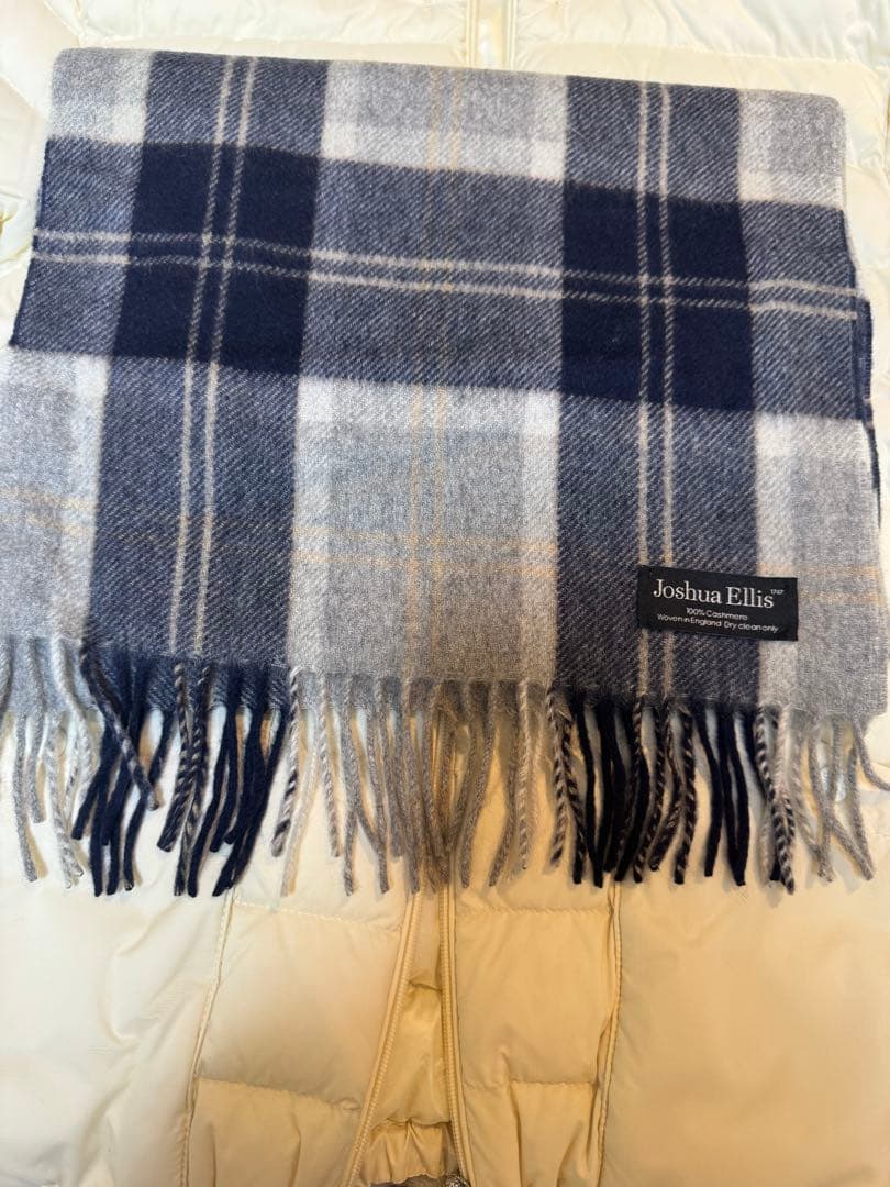 Joshua Ellis マフラー