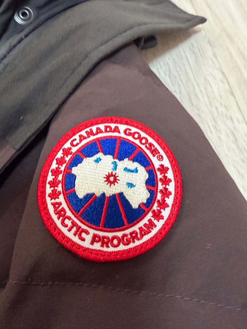 正規品 カナダグース マッケンジー FUSION S ダークブラウン　美品