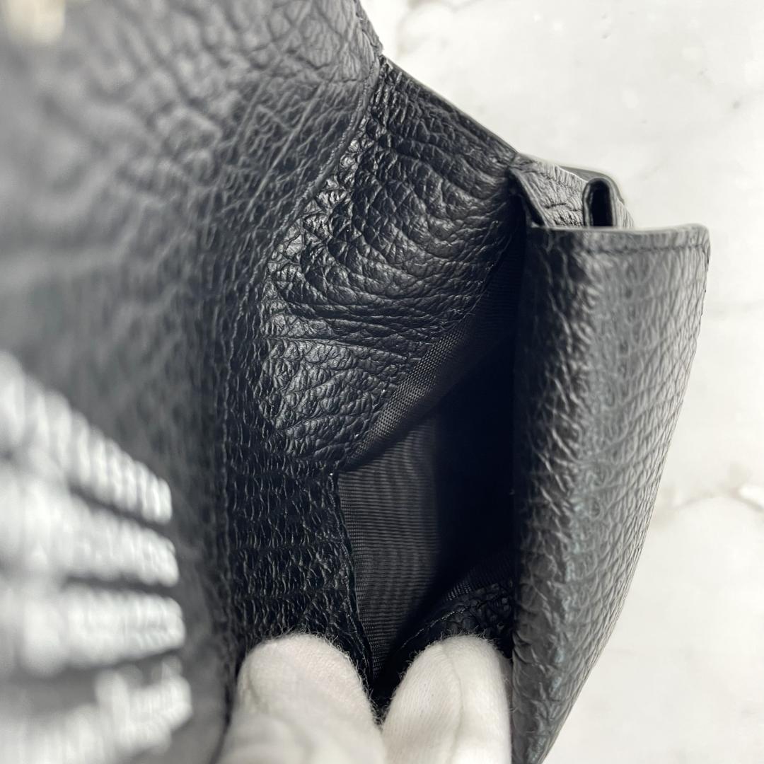 【ご褒美/ギフトにも】メゾンマルジェラ 二つ折り財布 P4455