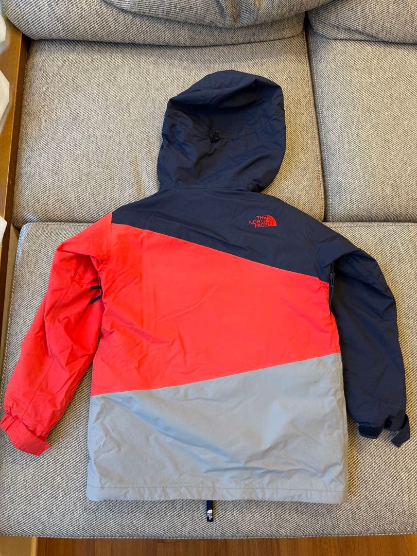 The North Face 子ども用スキーウェアセット　サイズ140