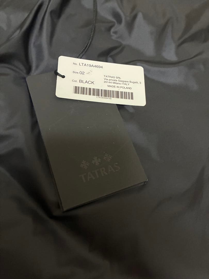 美品　TATRAS ポリテアマ ブラック　02 サイズ