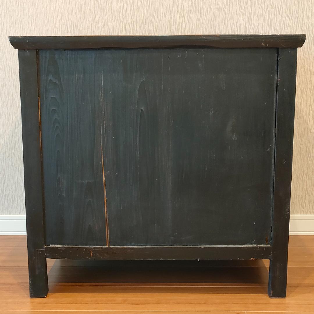 ヴィンテージ　キャビネット　鍵付き　開き扉　収納棚