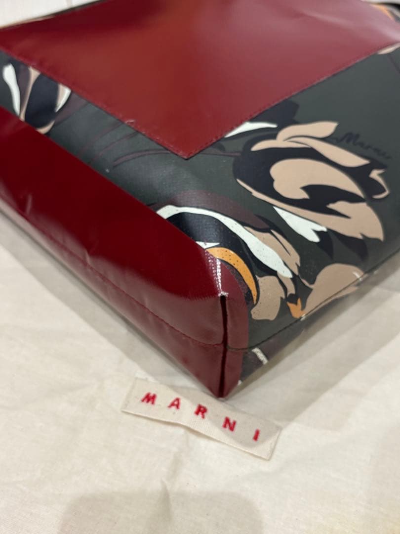 MARNI 超美品 トライベッカ 迷彩のようなフラワープリント トートバッグ