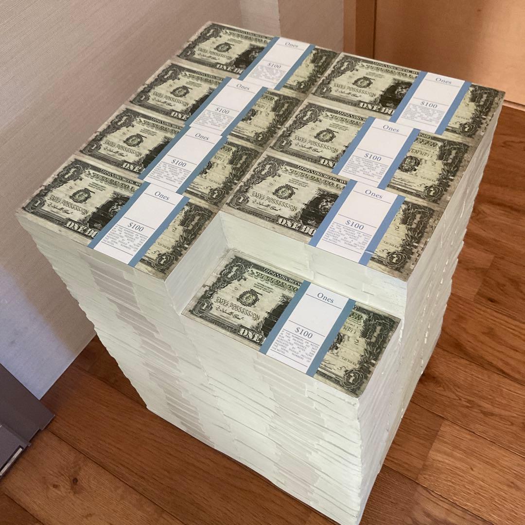 SAINT Mxxxxxx 300万ドル 札束スツール　セントマイケル 河村康輔