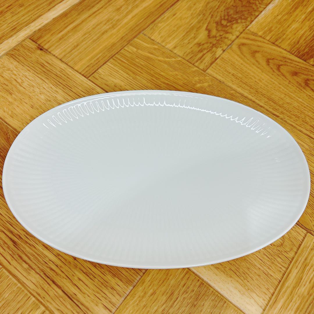 ロイヤルコペンハーゲン　ブルーフルーテッドメガ　ホワイトペア　オーバルディッシュ