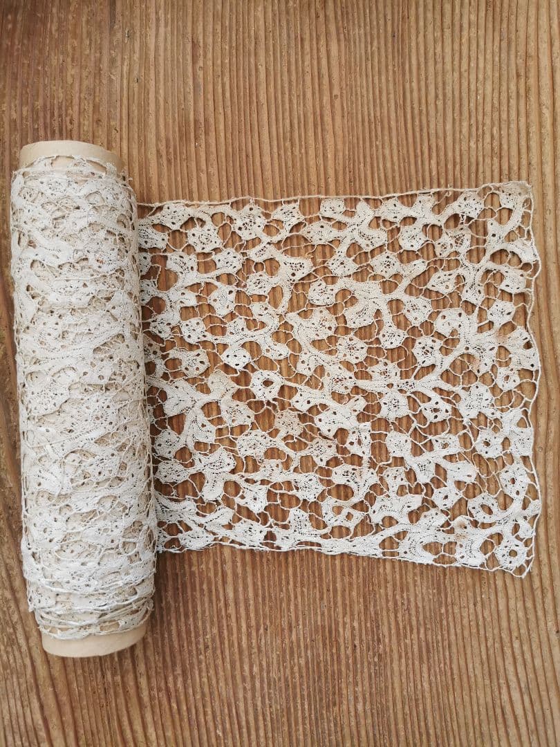 16〜17世紀アンティーク フレミッシュレース 考古学的ボビンレース 45㎝単位