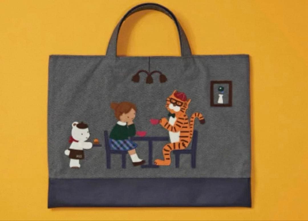 Familiar × BEAMS JAPAN　干支シリーズ　寅柄のデニムバッグ黒