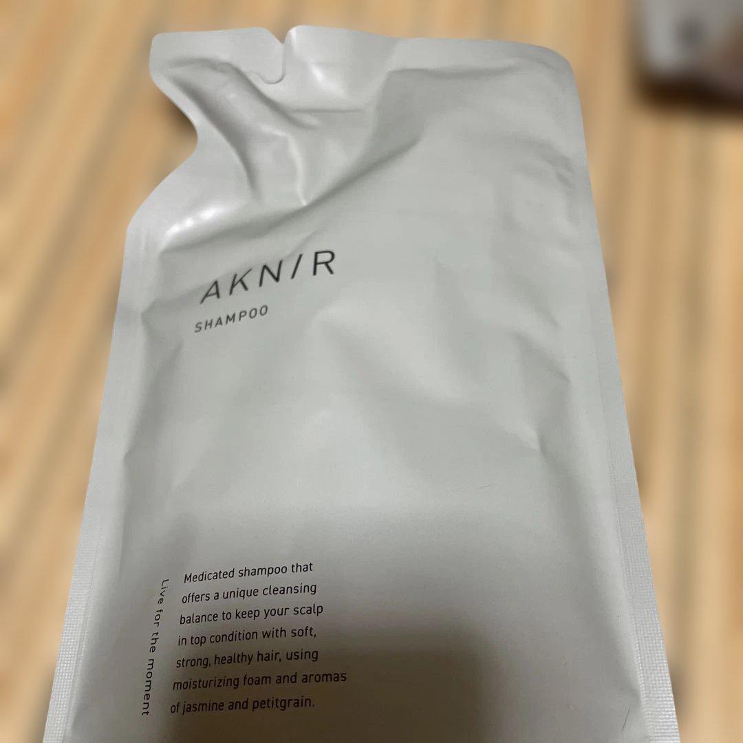 アクニーAKNIR 薬用シャンプー＆トリートメントセット