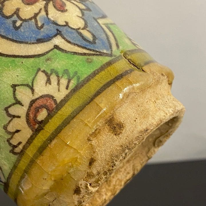 イラン19世紀 ペルシャ 筒型 花瓶 イスラム陶器 ヨーロッパ アンティーク