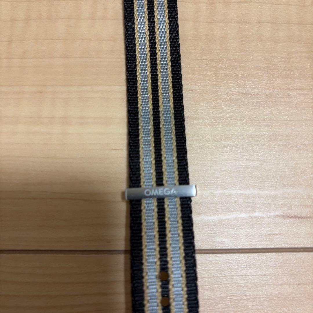 オメガ　NATOベルト　007エディション