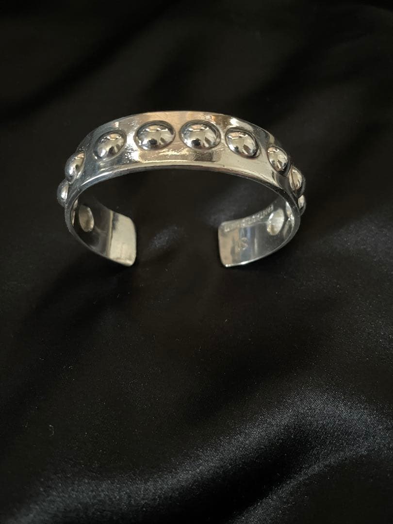 アクセサリー FANTASTIC MAN EMBOSS PLATE BANGLE 138