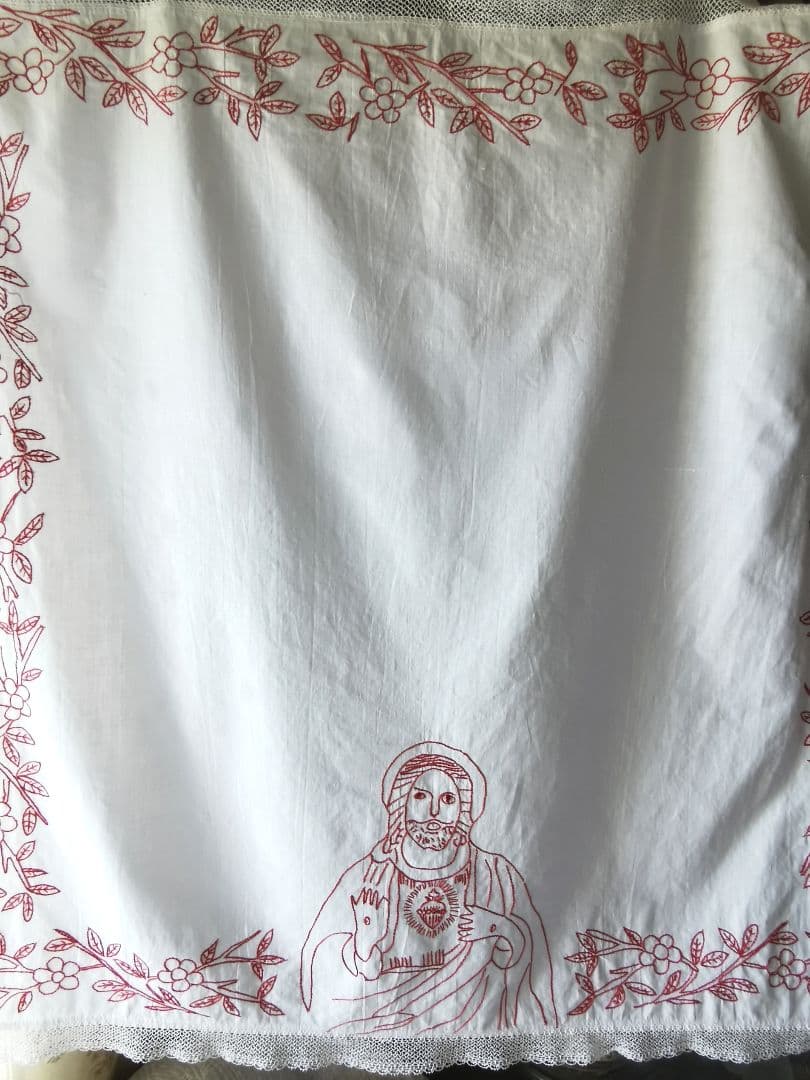 アンティーク仏/独 イエスの聖心 レッドワーク クロシェ編レース リネンクロス