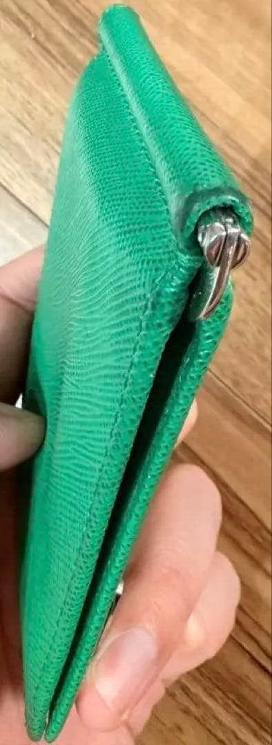 レアカラー　プラダPRADA マネークリップ　財布　ウォレット