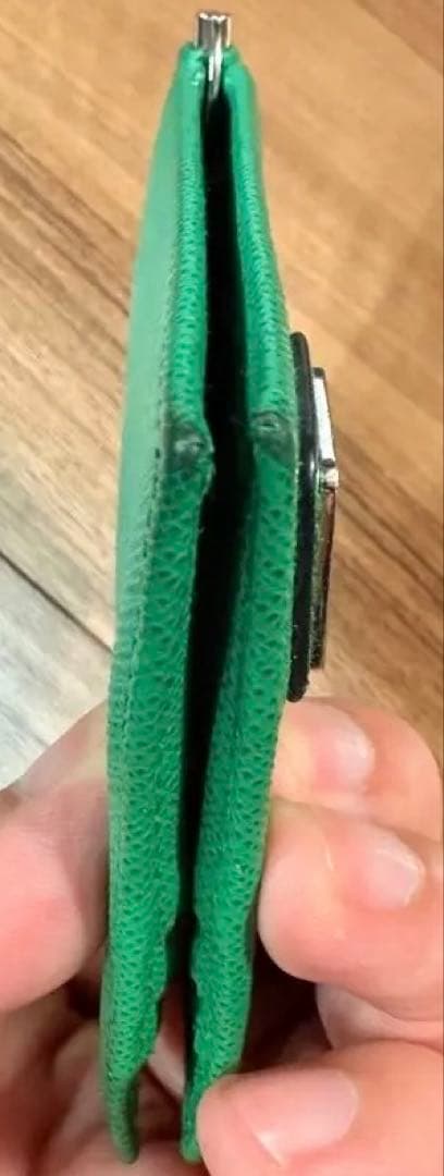 レアカラー　プラダPRADA マネークリップ　財布　ウォレット