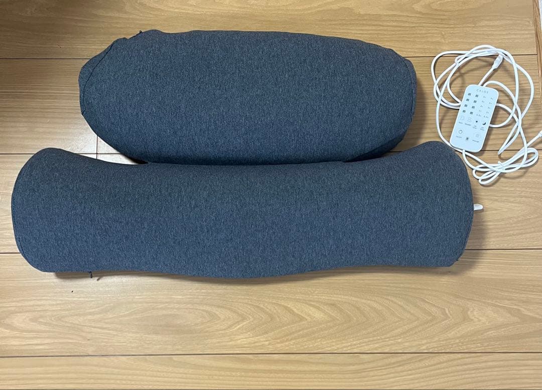 CALQS（カルクス）　首と肩がホッとする枕PLUS カバー付き　ダークグレー