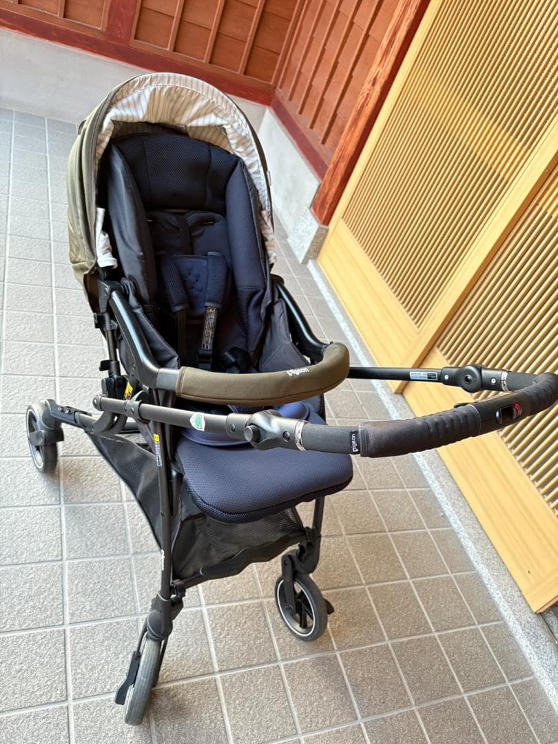 美品 ピジョン ランフィリノン RB2L カーキ A型ベビーカー