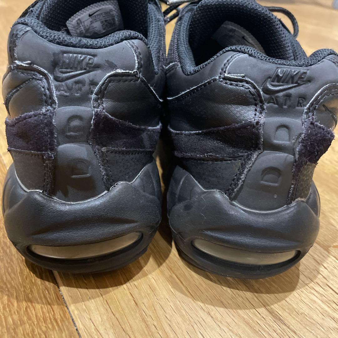 ナイキ エア マックス 95 エッセンシャル ブラック　2022年製