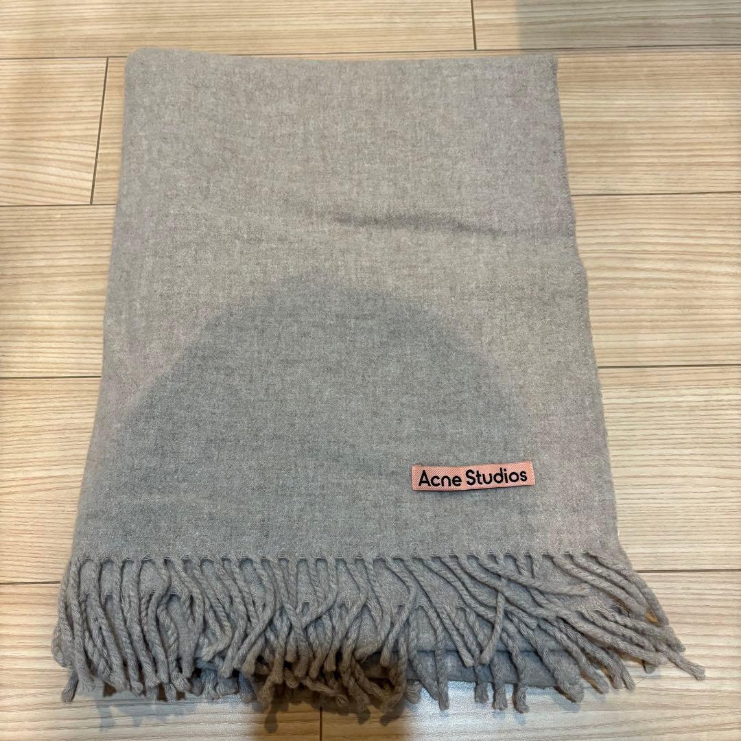 Acne Studios グレー マフラー 70 x 200 cm