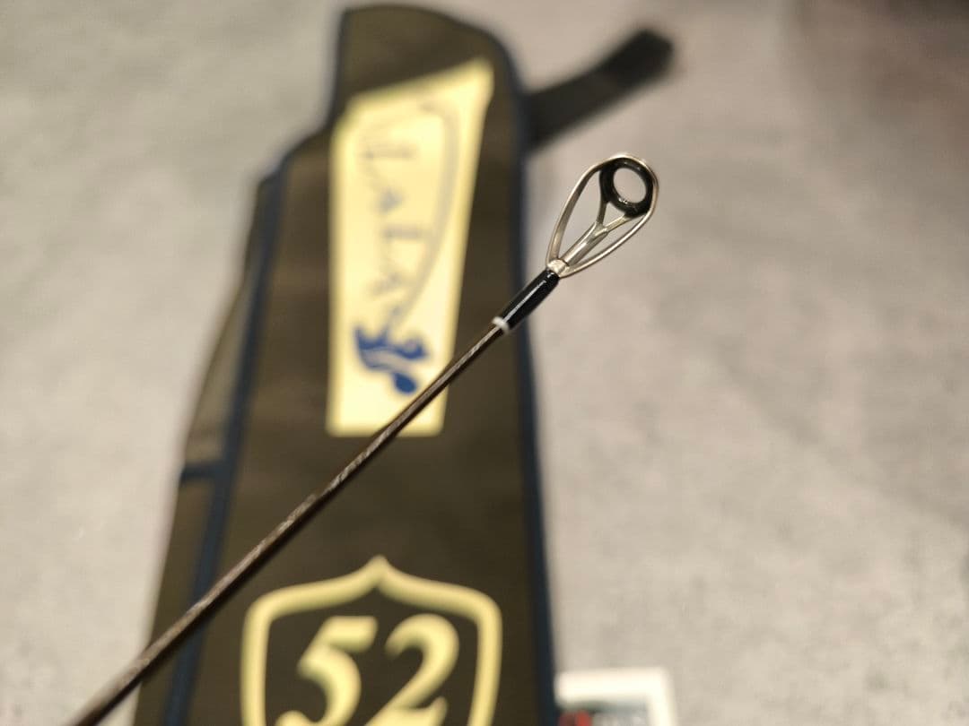 【新品】ツララ ボンバダ ロイラ52 LC ルアーロッド