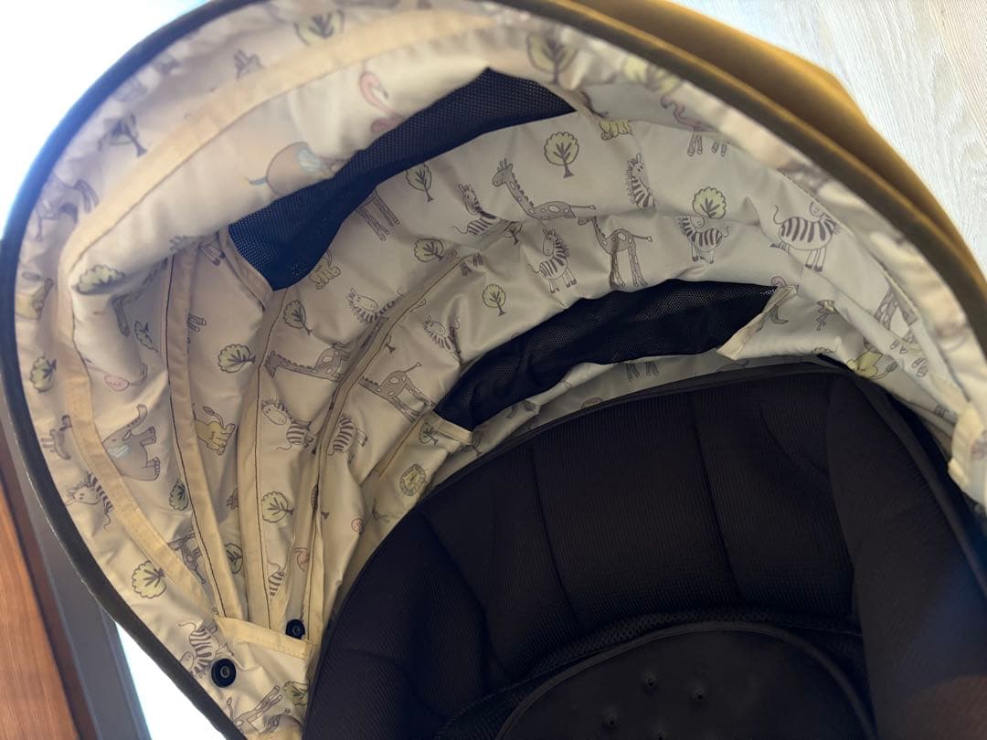 【美品】ラクーナ ビッテ クッション 2021年モデル