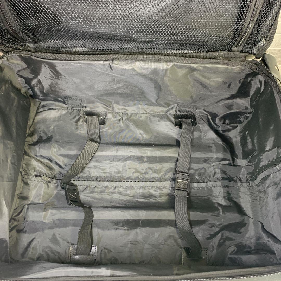 北欧　hummel　ヒュンメル　キャリーケース　機内持ち込み可能サイズ