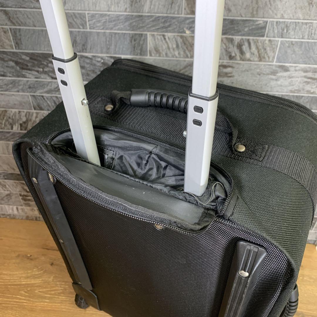 北欧　hummel　ヒュンメル　キャリーケース　機内持ち込み可能サイズ