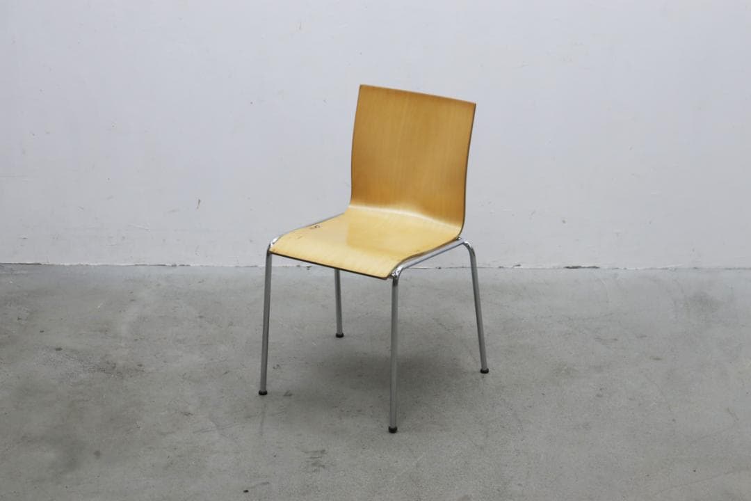 在庫3脚 北欧 デンマーク チャリックチェア スタッキング ダイニングチェア