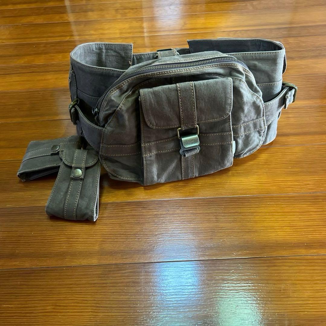 希少　20471120 ウエストバッグ　ボディバッグ