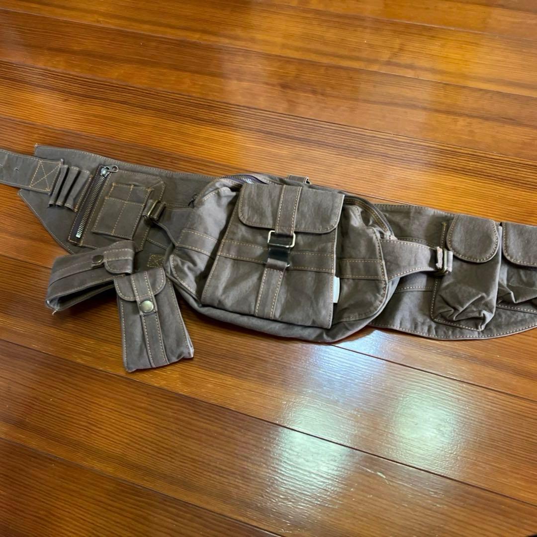 希少　20471120 ウエストバッグ　ボディバッグ