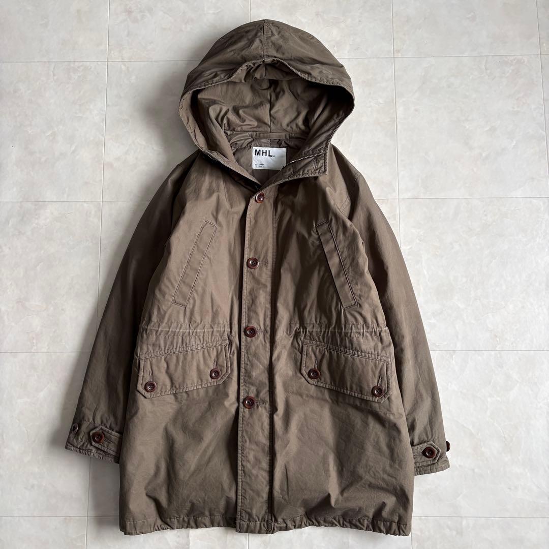 MHL. コットンシェル フードダウンロングコート 茶 II 中綿防寒